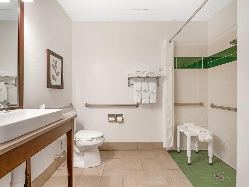 Country Inn Suites By Radisson West Bend Wi image