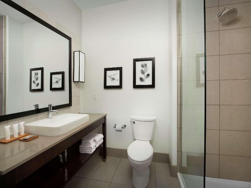 Country Inn & Suites by Radisson Seattle -Tacoma I image