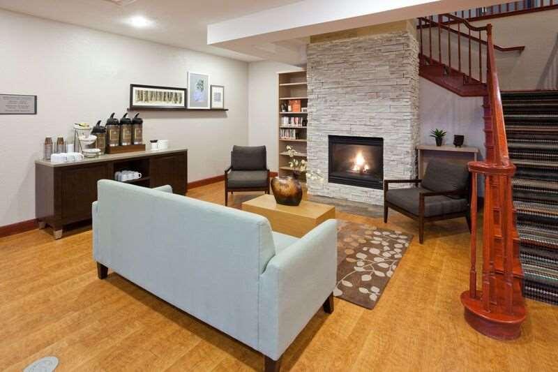 Country Inn Suites By Radisson Willmar Mn image