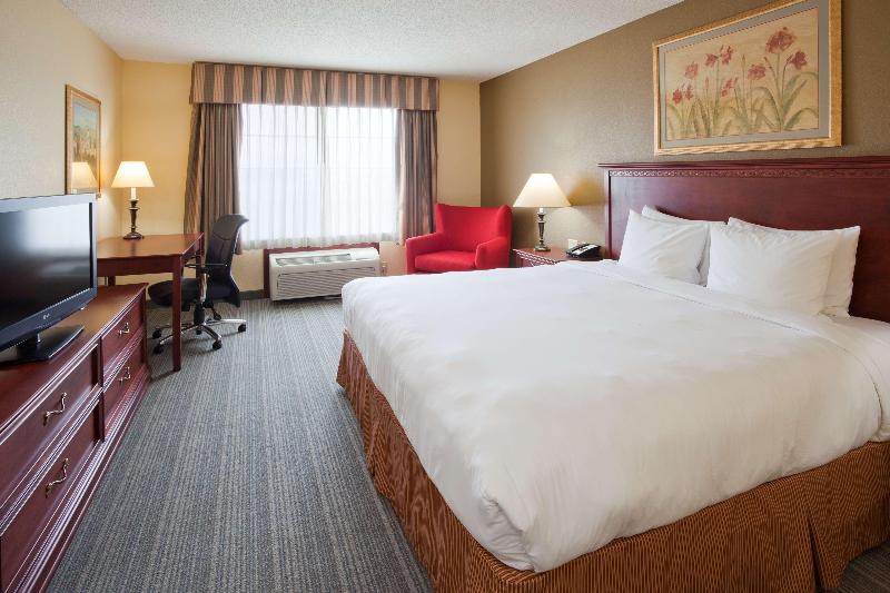 Country Inn Suites By Radisson Willmar Mn image