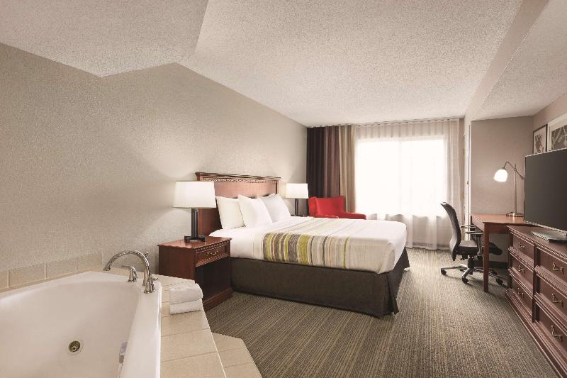 Country Inn Suites By Radisson Willmar Mn image