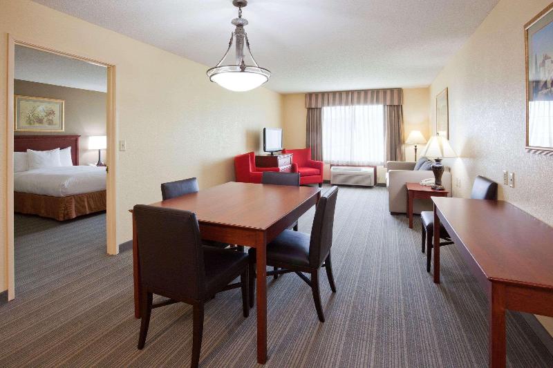 Country Inn Suites By Radisson Willmar Mn image