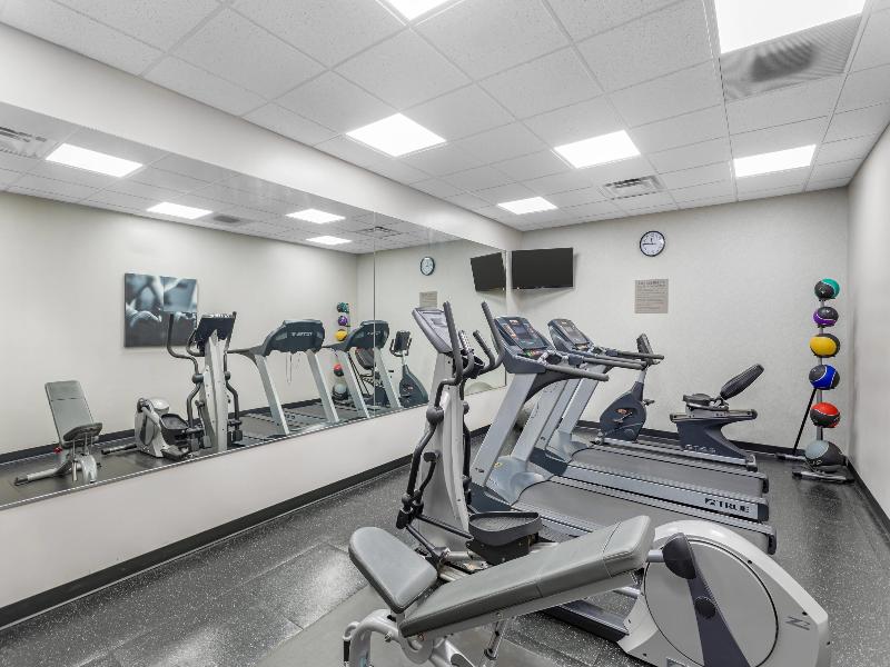 Country Inn & Suites by Radisson, Jacksonville Wes image