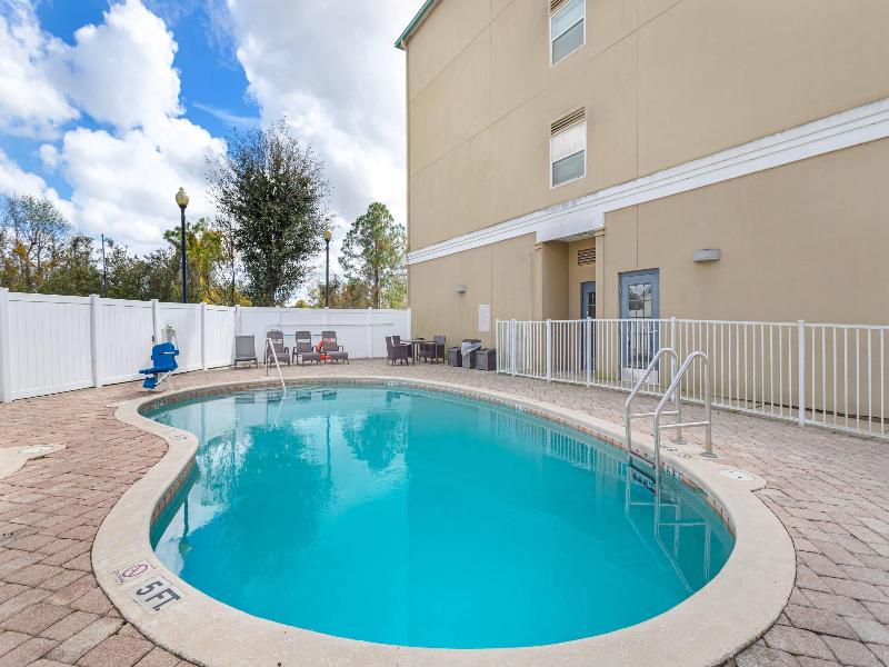 Country Inn & Suites by Radisson, Jacksonville Wes image
