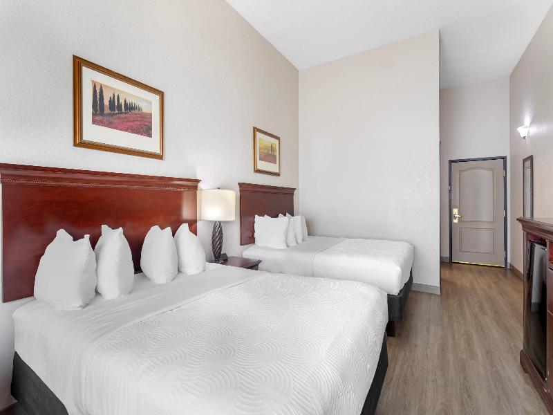 Country Inn & Suites by Radisson, Jacksonville Wes image