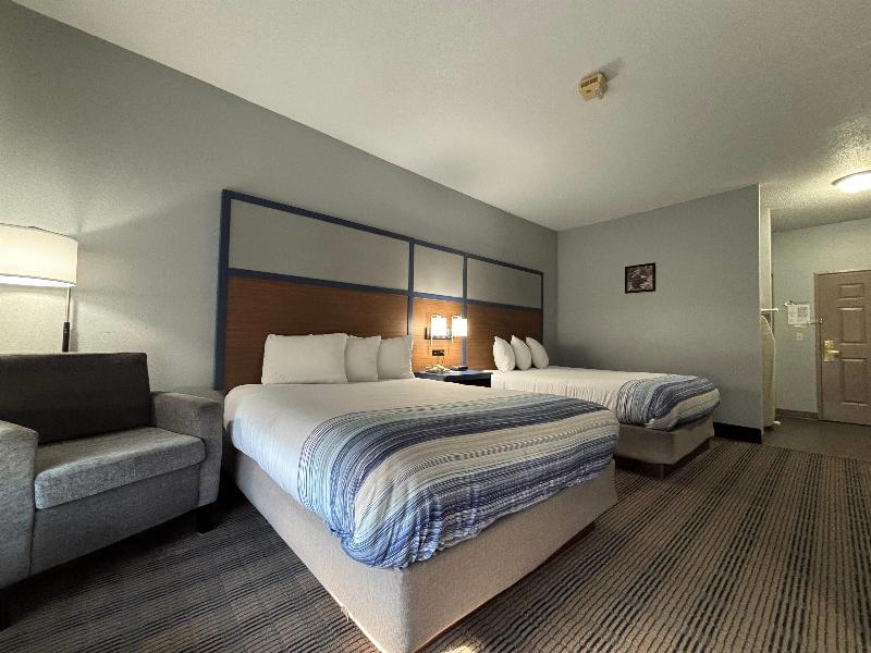 AmericInn by Wyndham Galesburg image