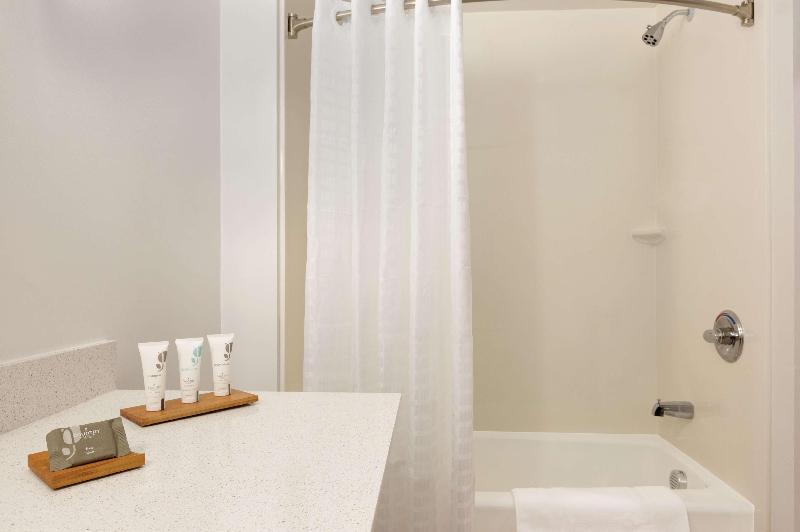 Country Inn Suites Manteno Il image