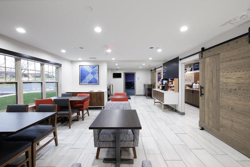 Holiday Inn Express and Suites Zion image