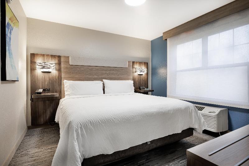Holiday Inn Express and Suites Zion image