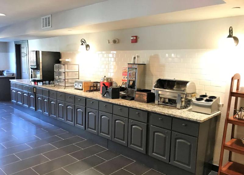 Holiday Inn Express and Suites Zion image