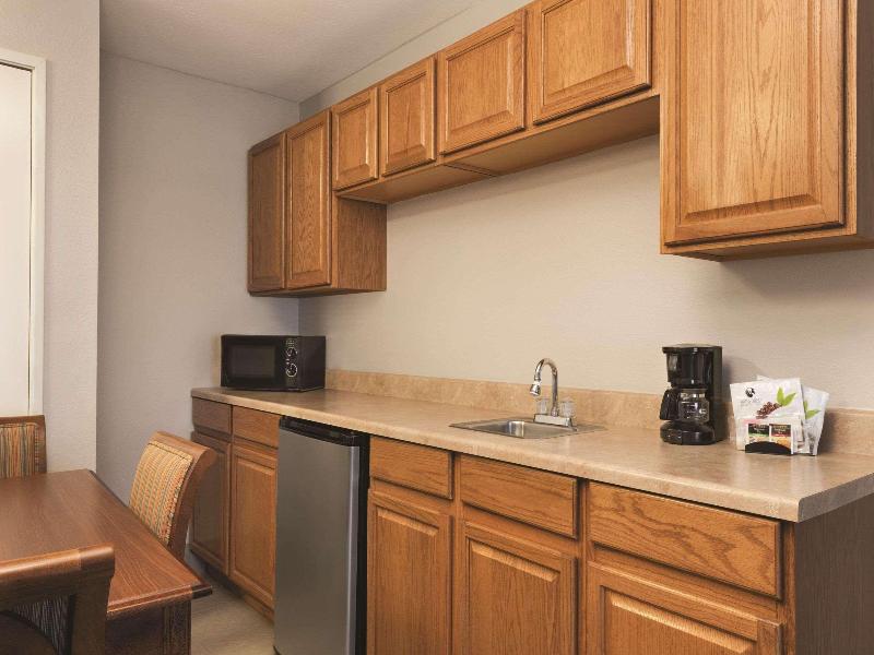 Country Inn & Suites By Radisson Michigan City In image