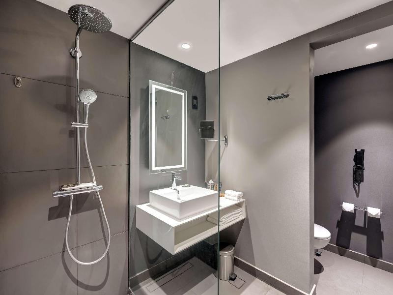 Novotel Sharjah Expo Centre image