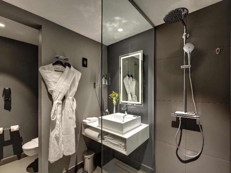 Novotel Sharjah Expo Centre image