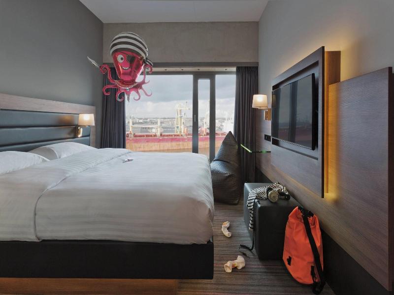 Moxy Amsterdam Houthavens image
