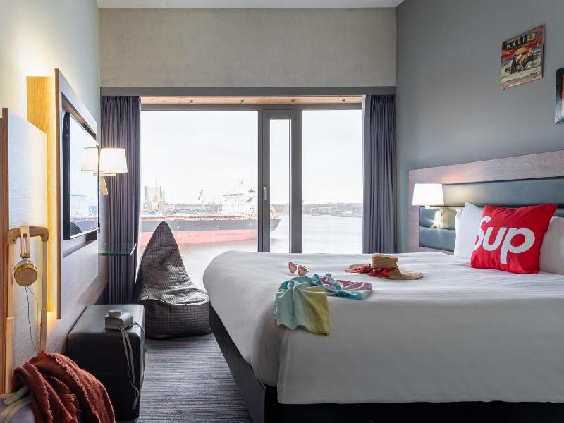 Moxy Amsterdam Houthavens image