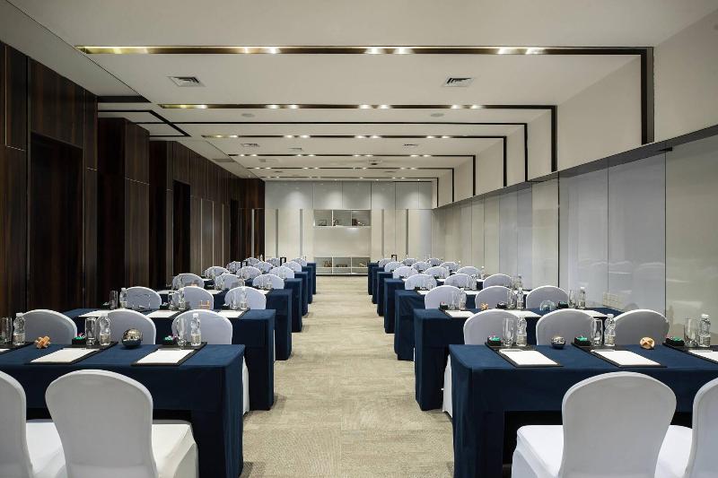 Renaissance Shenyang West Hotel image