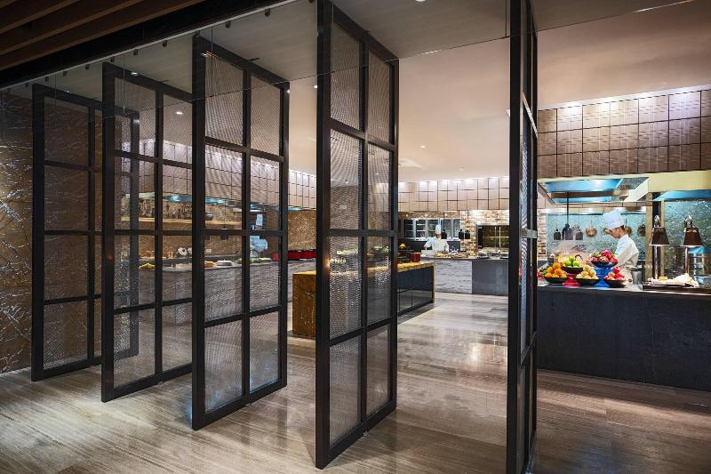 Renaissance Shenyang West Hotel image