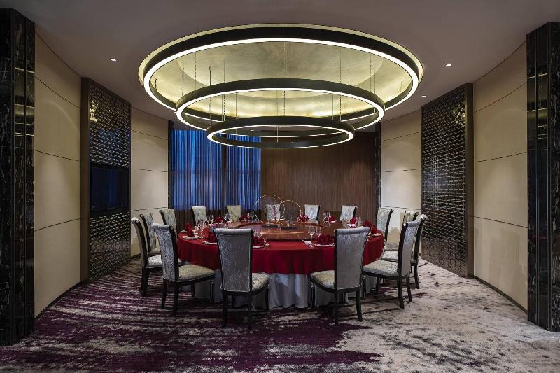 Renaissance Shenyang West Hotel image