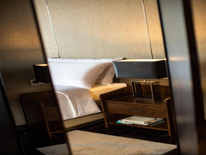Renaissance Shenyang West Hotel image