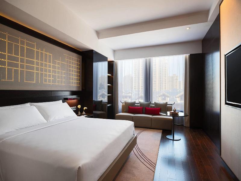 Renaissance Shenyang West Hotel image