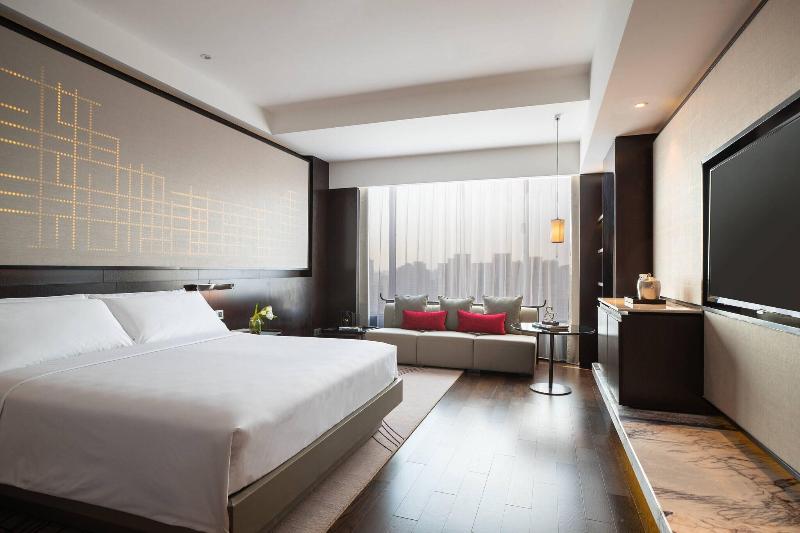 Renaissance Shenyang West Hotel image