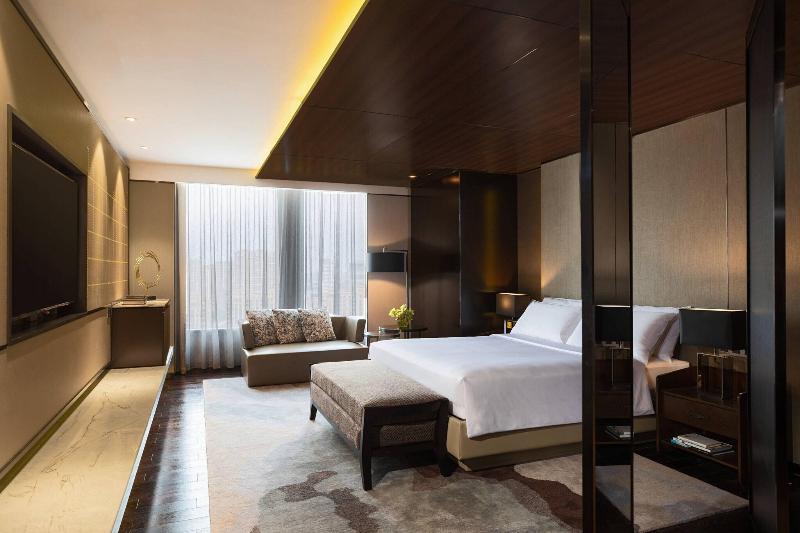 Renaissance Shenyang West Hotel image