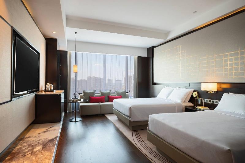 Renaissance Shenyang West Hotel image