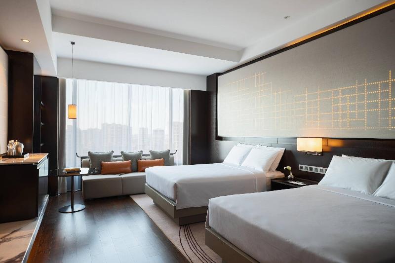 Renaissance Shenyang West Hotel image