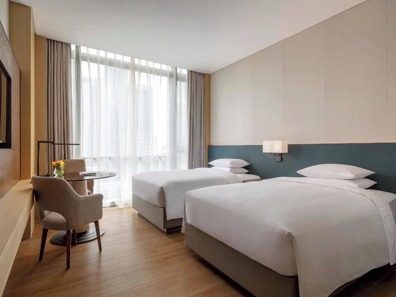 Courtyard By Marriott Shenzhen Bay image