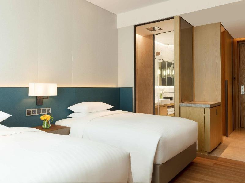 Courtyard By Marriott Shenzhen Bay image