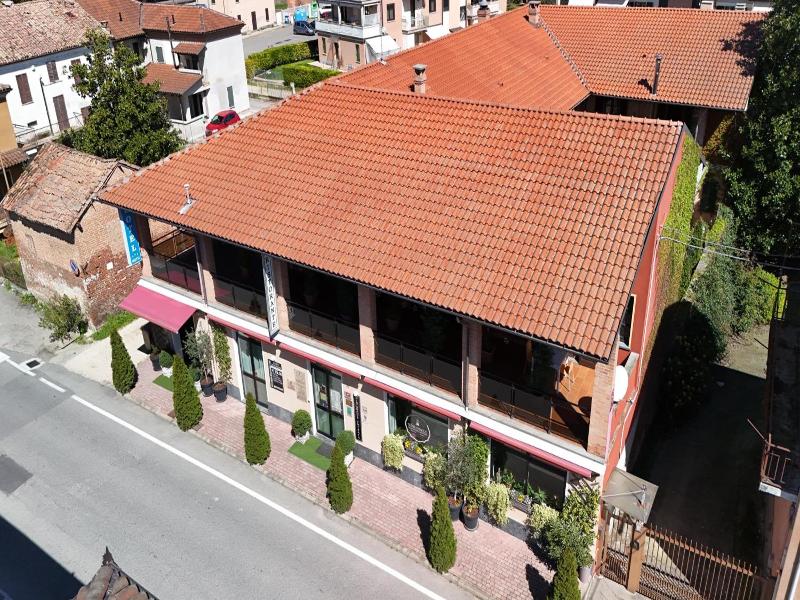 Mhotel Motta image