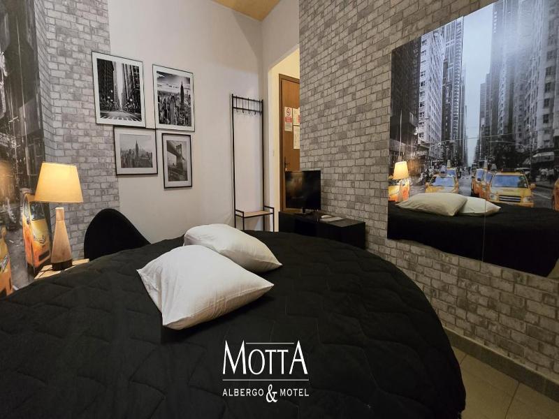 Mhotel Motta image