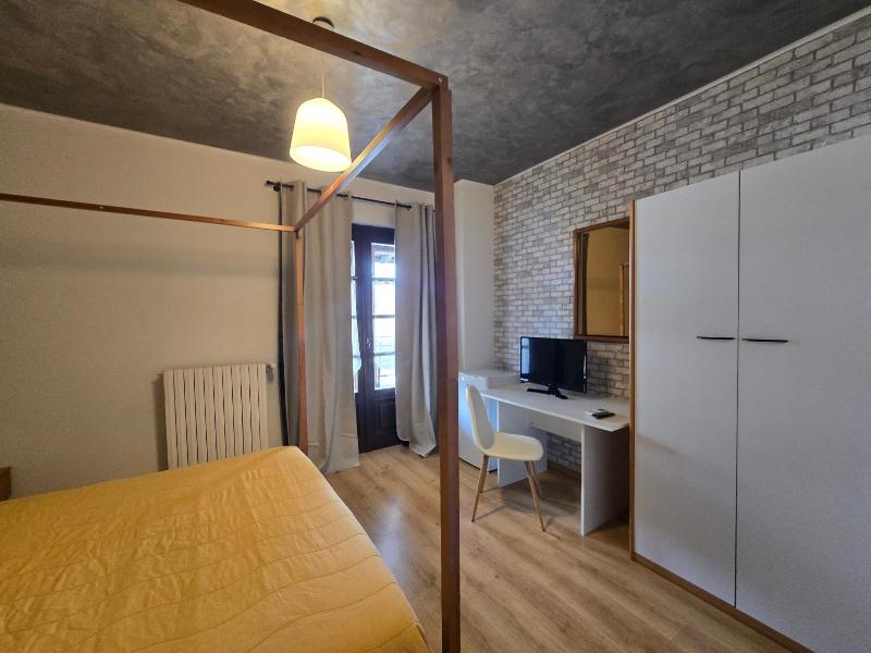 Mhotel Motta image
