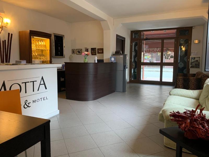 Mhotel Motta image