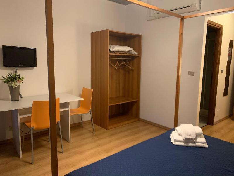 Mhotel Motta image