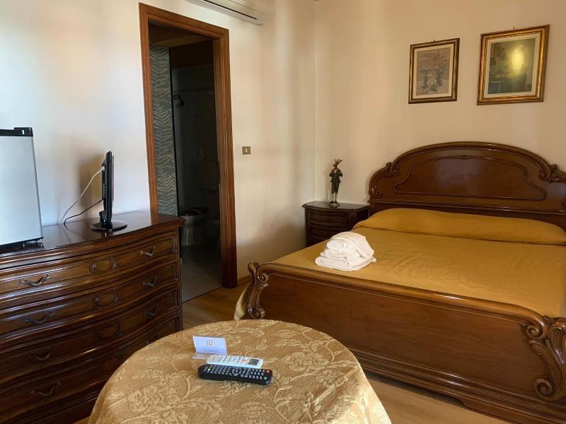 Mhotel Motta image