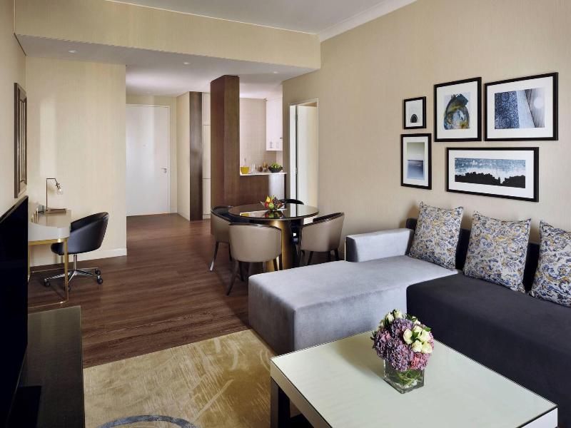 Marriott Executive Apartments Downtown Abu Dhabi image