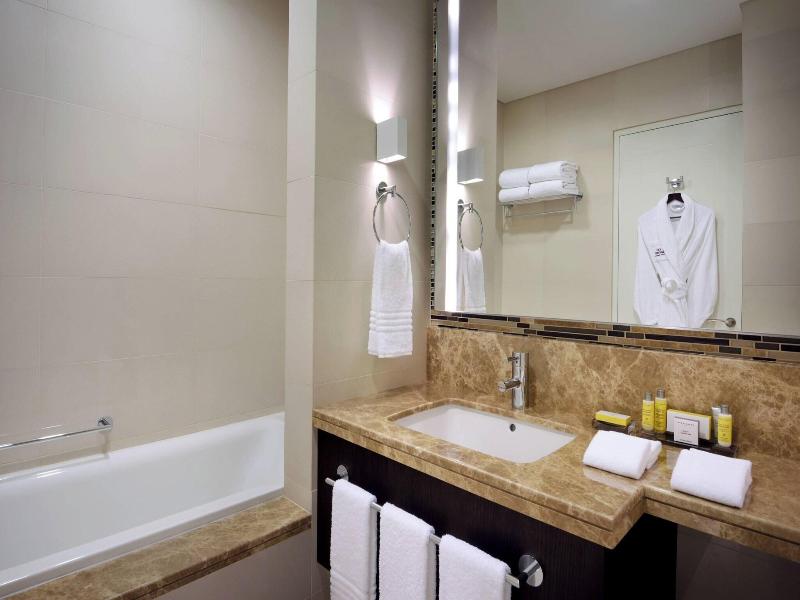 Marriott Executive Apartments Downtown Abu Dhabi image