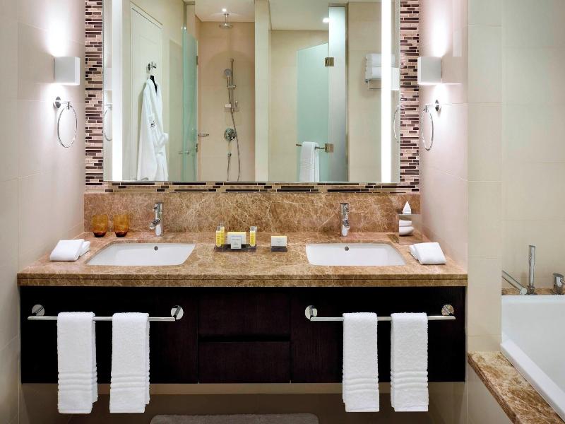 Marriott Executive Apartments Downtown Abu Dhabi image