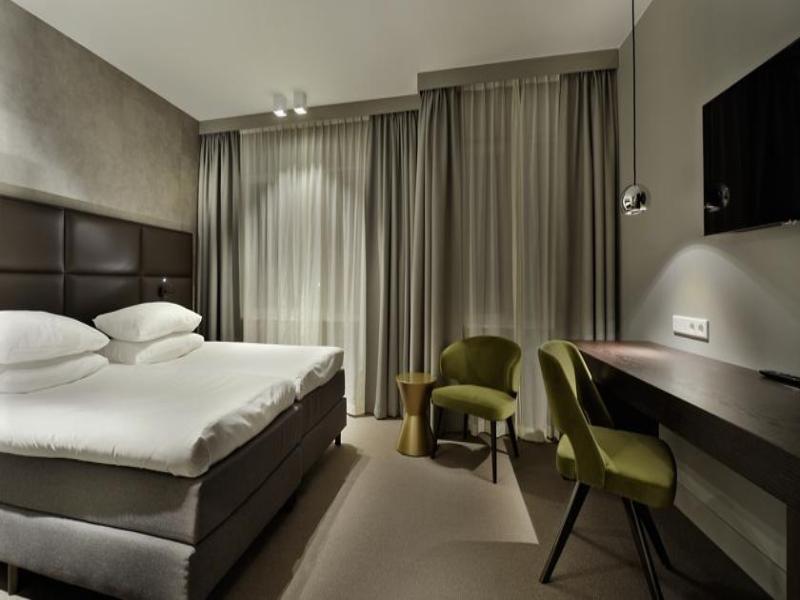 Amsterdam Forest Hotel image