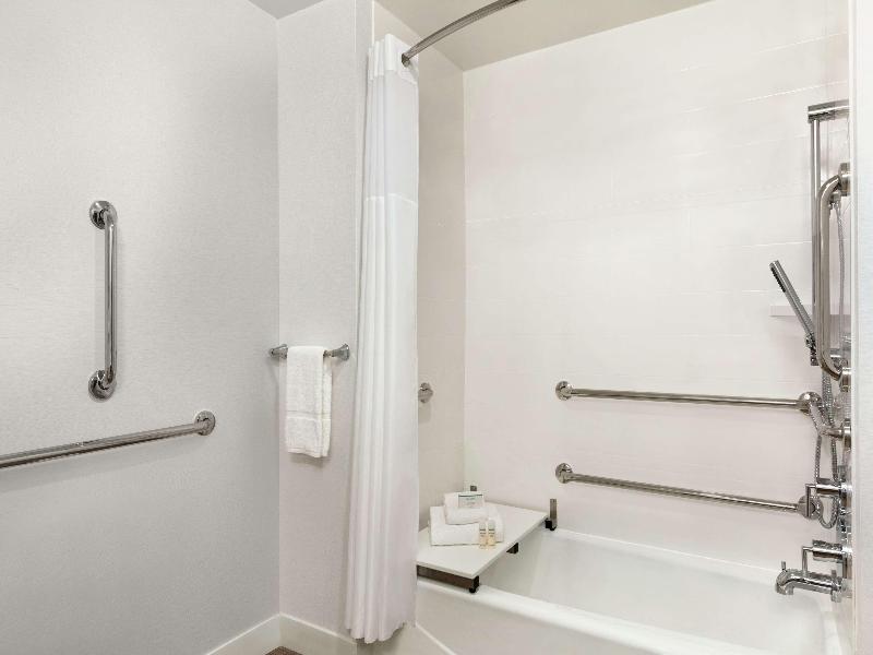 Hampton Inn & Suites Johns Creek image