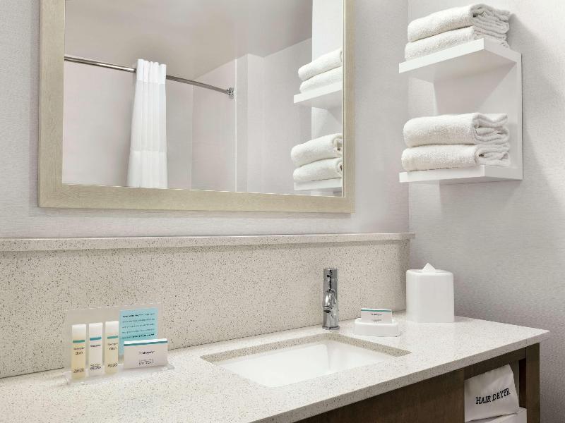 Hampton Inn & Suites Johns Creek image
