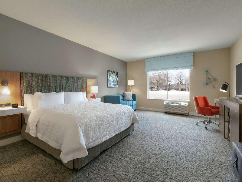 Hampton Inn & Suites Johns Creek image