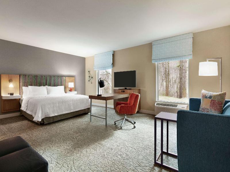 Hampton Inn & Suites Johns Creek image