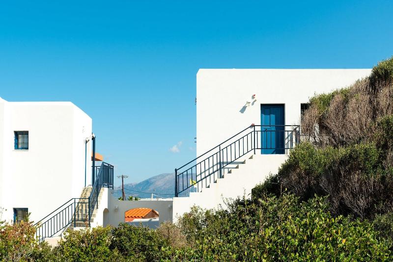 Okirroi Villas and Apts image