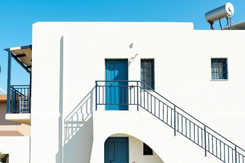 Okirroi Villas and Apts image