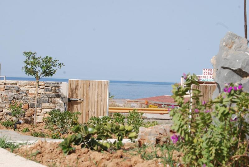 Okirroi Villas and Apts image