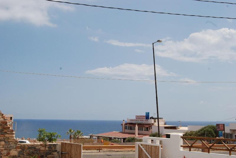 Okirroi Villas and Apts image