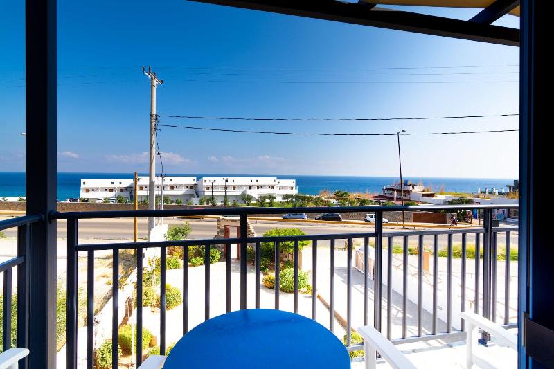 Okirroi Villas and Apts image