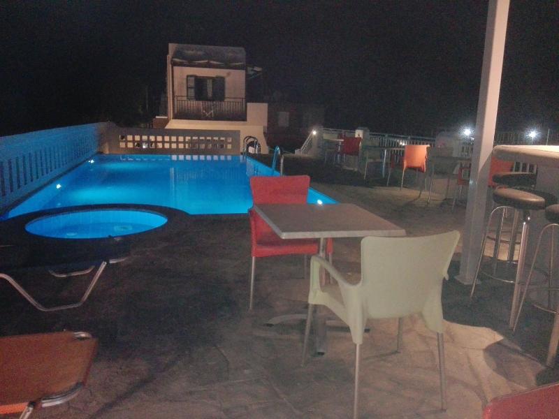 Okirroi Villas and Apts image